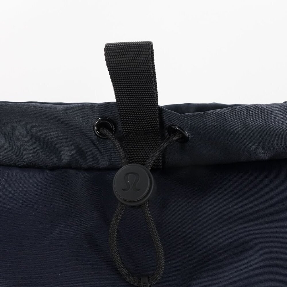 Lululemon Wunderlust Backpack 14L Navy Blue - Picture 12 of 16